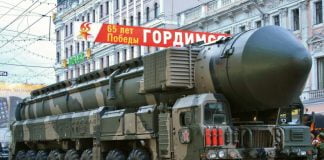 Voilà SATAN 2 le plus puissant missile nucléaire qui dissuade l’OTAN face à la Russie