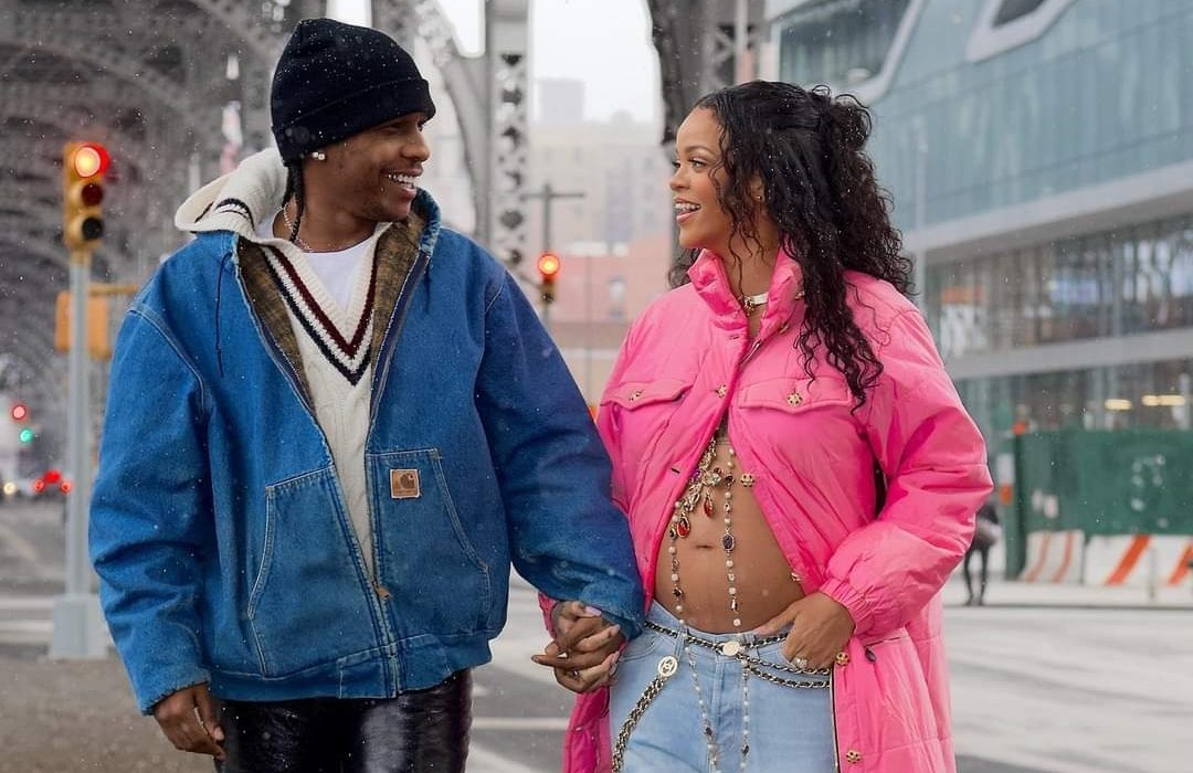 Wow! Pour la première fois, Rihanna tombe enceinte ! 1