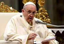 Le pape François exhorte les religieuses à « lutter » contre le sexisme dans l’église