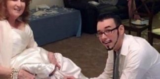 Un homme de 22 ans épouse une femme âgée de 72 ans deux semaines après leur rencontre !