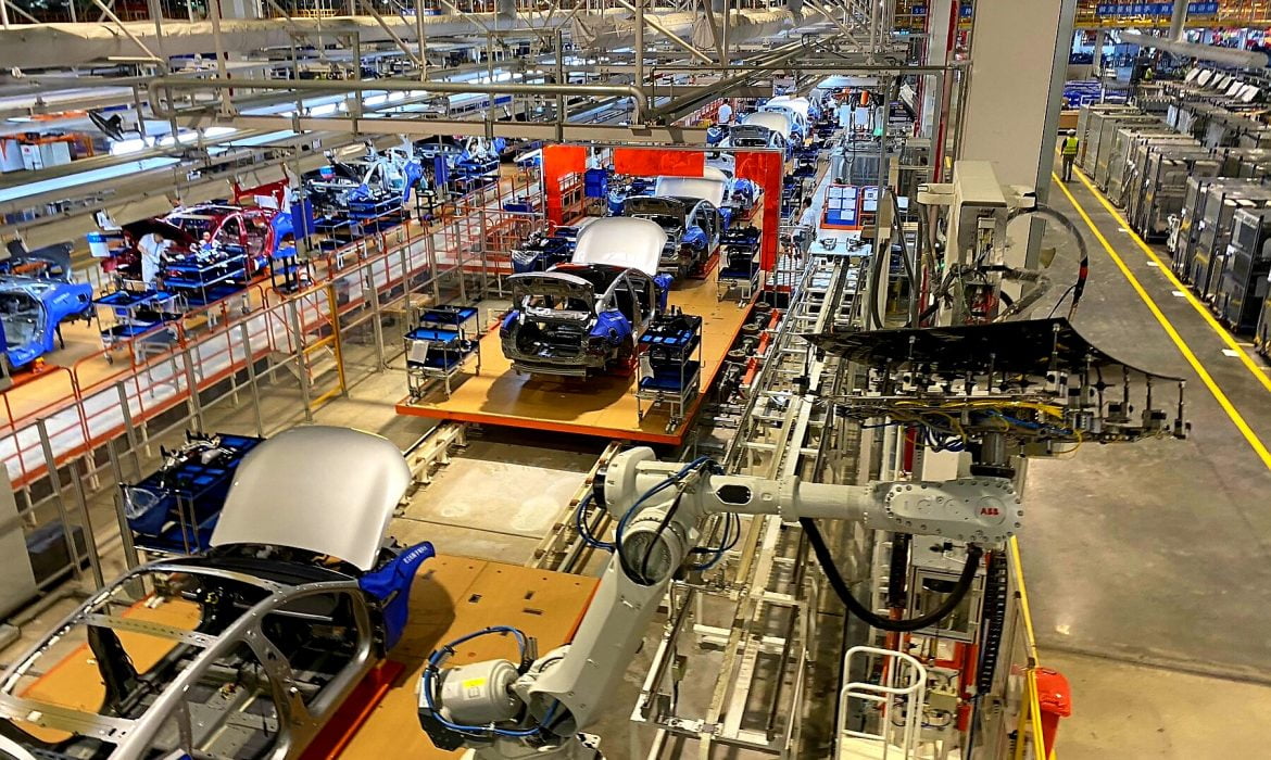 La guerre en Ukraine : Séisme dans les usines automobiles européennes ! 1 La guerre en Ukraine : Séisme dans les usines automobiles européennes ! 1