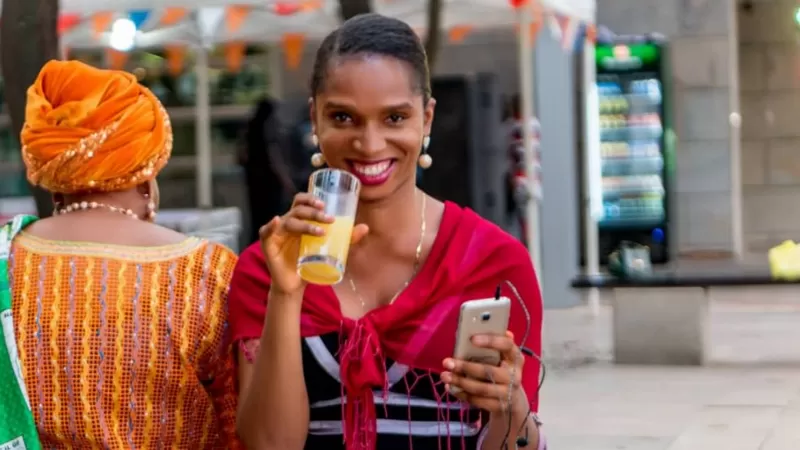 Une Nigériane née avec les deux organes masculin et féminin s’est finalement mariée ! 1 Une Nigériane née avec les deux organes masculin et féminin s’est finalement mariée ! 1