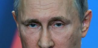 Ukraine: Poutine dit à Macron qu’il atteindra ses objectifs « soit par la négociation, soit par la guerre »