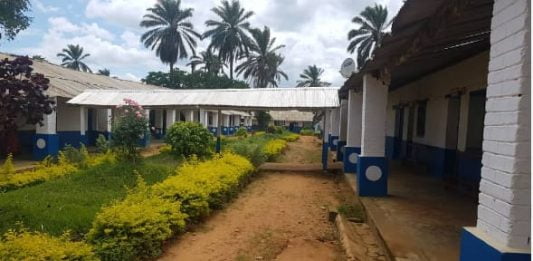 Ituri: plus de 80 structures sanitaires détruites par les groupes armés (gouverneur de province)