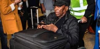 Brésil : le roi Pelé sort de l’hôpital!