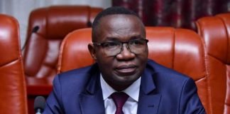 Flash : Julien Paluku plaide pour l’implication des investisseurs Congolais dans la production locale des batteries électriques