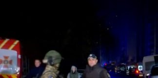 Guerre en Ukraine: Bombardement pendant la visite du chef de l’ONU, Biden veut débloquer 33 milliards