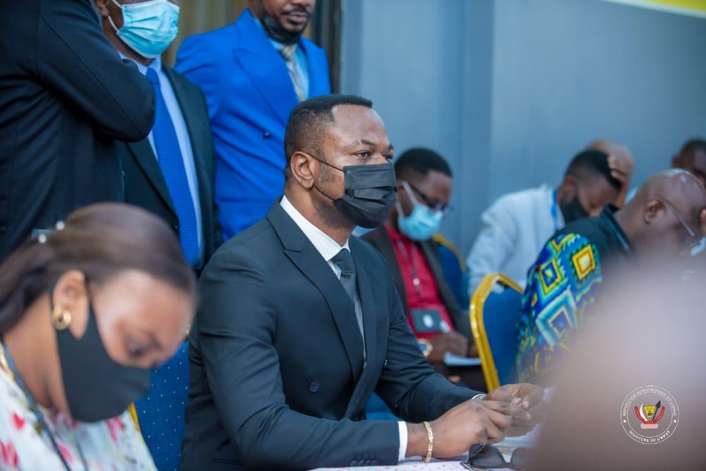 RDC : Tony Mwaba cité devant la justice comme l'auteur de détournement dans son cabinet ! 1 RDC : Tony Mwaba cité devant la justice comme l'auteur de détournement dans son cabinet ! 1