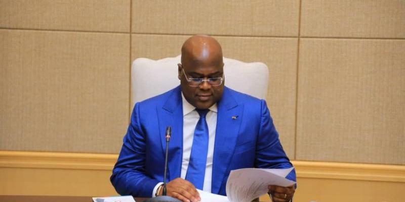 RDC : Les salaires de tous les fonctionnaires de l'Etat majorés de 30% dès ce mois d'avril ! 1 RDC : Les salaires de tous les fonctionnaires de l'Etat majorés de 30% dès ce mois d'avril ! 1