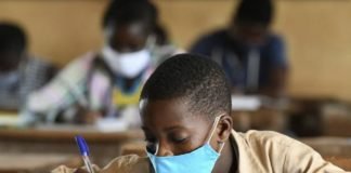 Scandaleux! Un élève poignarde son Directeur dans l’enceinte de l’école