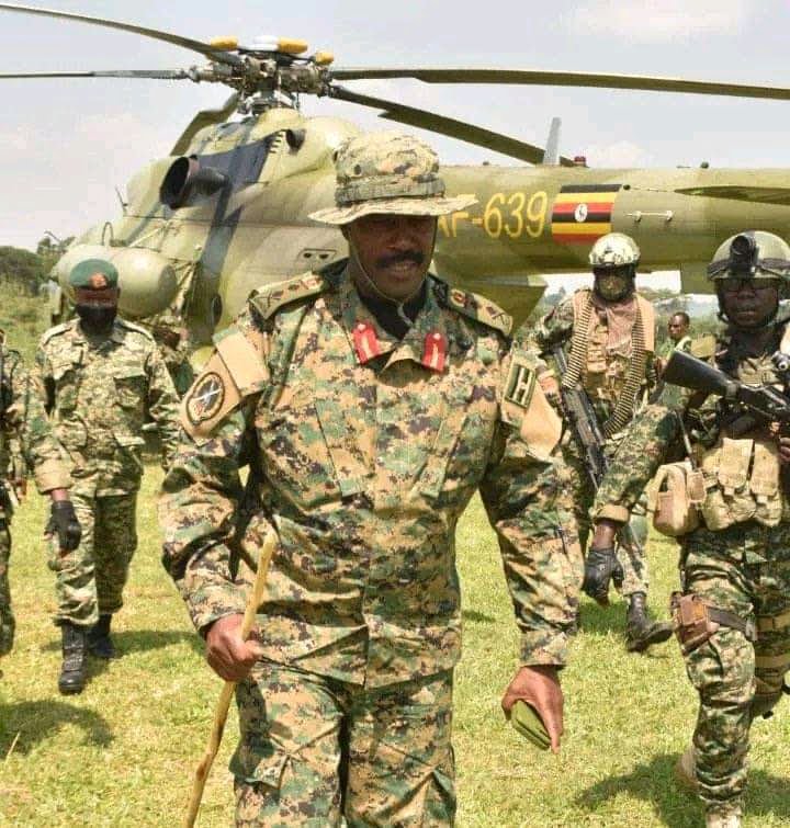 Flash/RDC : L'Ouganda annonce le retrait de ses troupes dans l'Est du pays ! 1 Flash/RDC : L'Ouganda annonce le retrait de ses troupes dans l'Est du pays ! 1