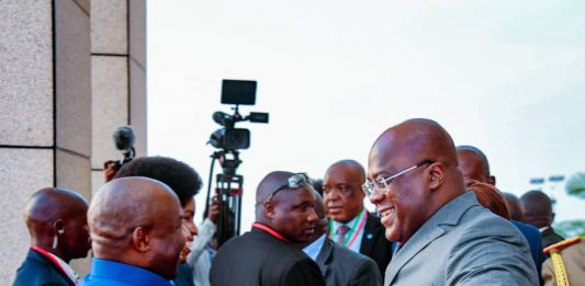 Flash: Félix-Antoine Tshilombo en visite officielle au Burundi