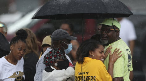 Tuerie raciste dans l'Etat de New York : au moins dix morts, en majorité des Afro-Américains ! 2