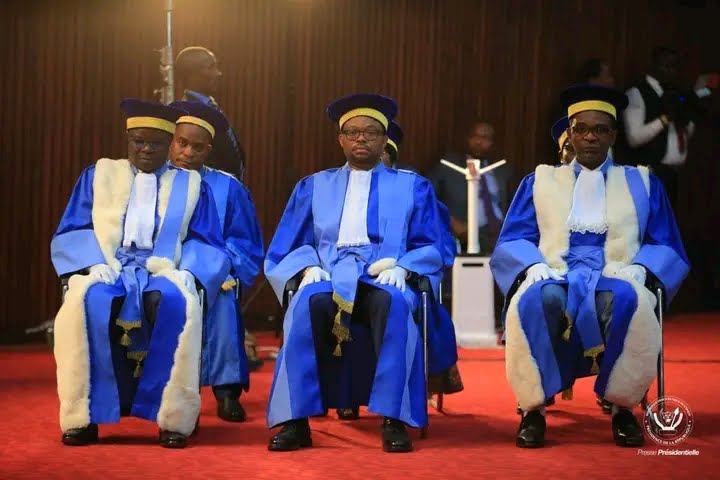 Cour constitutionnelle de la RDC : trois nouveaux juges prêtent serment 1 Cour constitutionnelle de la RDC : trois nouveaux juges prêtent serment 1