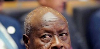 Museveni interdit son fils de Tweeter sur des questions de sécurité !