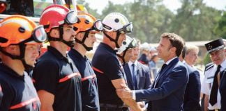 Incendies en Gironde: Emmanuel Macron promet un «chantier national» pour la forêt