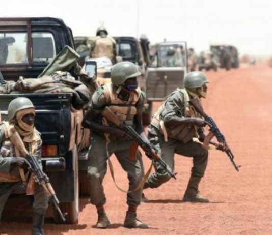 Mali : Assimi Goïta échappe à une « attaque terroriste » !
