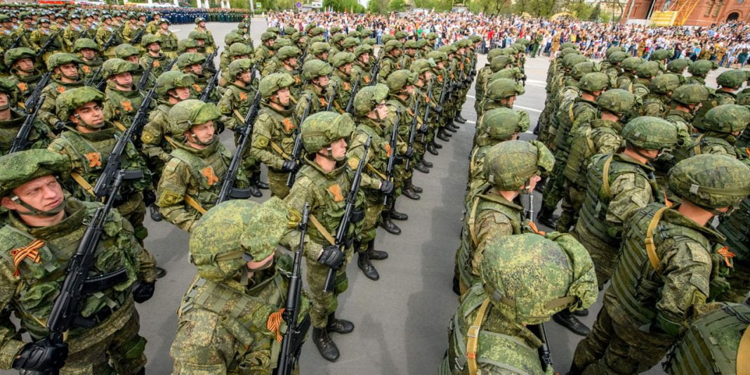 La-Russie-etale-sa-puissance-militaire-avec-de-gigantesques-manoeuvres