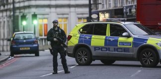 Mort de la Reine Elizabeth II: deux policiers poignardés et un homme arrêté dans une attaque à couteau ce vendredi