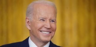 Mort de la Reine Elizabeth II: Joe Biden surprend le monde