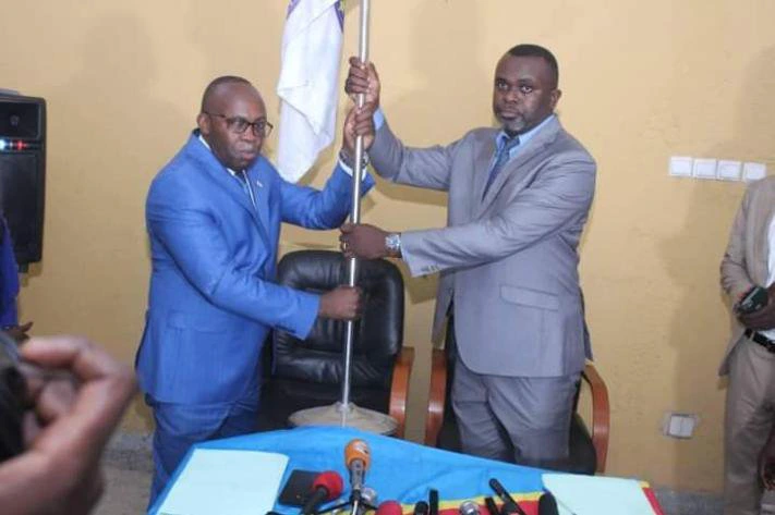 Lamuka : sur fond de divergences, Adolphe Muzito cède la coordination à Martin Fayulu 1 Lamuka : sur fond de divergences, Adolphe Muzito cède la coordination à Martin Fayulu 1