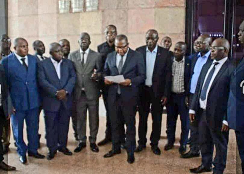 RDC : Après Vincent Karega, des députés d'Ensemble pour le Changement exigent l'expulsion de l'ambassadeur Ougandais ! 1 RDC : Après Vincent Karega, des députés d'Ensemble pour le Changement exigent l'expulsion de l'ambassadeur Ougandais ! 1