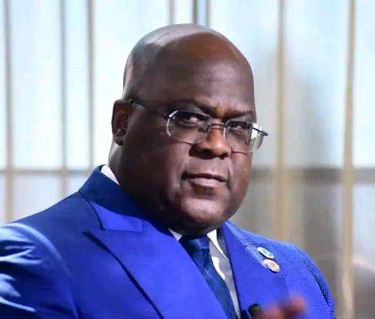 Félix Tshisekedi instruit le gouvernement à publier les salaires de tous les agents publics, du huissier jusqu’au chef de l’État !