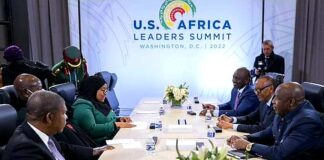 Félix Tshisekedi a évité Kagame lors de la réunion des présidents de l’EAC à Washington !