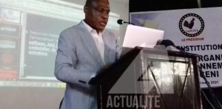 Pour déjouer le complot de la CENI Martin Fayulu appelle les jeunes a s’enrôler massivement
