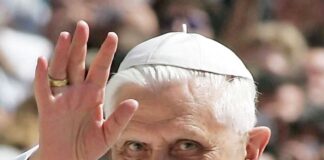 Urgent: le Pape Benoit XVI est mort