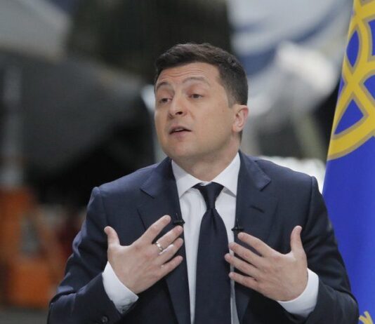 Guerre en Ukraine: Volodymyr Zelensky affirme vouloir reprendre la Crimée à la Russie !