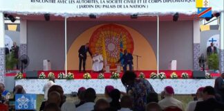 A côté du Pape, Félix Tshisekedi dénonce «les puissances étrangères qui agissent dans l’Est de la RDC avec l’appui direct et lâche du Rwanda»!