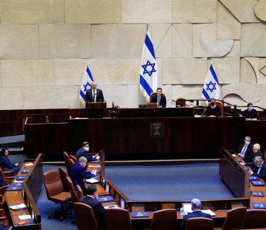 Le Parlement israélien sera présidé par un élu homosexuel d’origine marocaine !