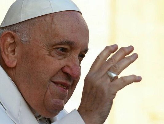 Flash/Vatican : le Pape François éprouve des difficultés à respirer