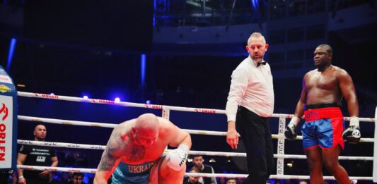 Boxe : Bakole remporte un combat crucial pour sa réputation