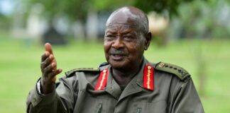 Agression dans l’Est : Museveni révèle des « pourparlers de paix » en cours entre Kinshasa et le M23.
