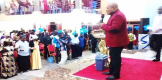 RDC : L’évêque Pascal Mukuna créé son parti politique !