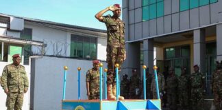Guerre à l’Est : Le nouveau commandant de l’EAC a pris ses fonctions à Goma sans l’accord de Félix Tshisekedi !