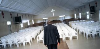 La RDC lance sa police des pasteurs : Fini les miracles bidons et les délivrances indécentes ! rdc, pasteurs, osec,