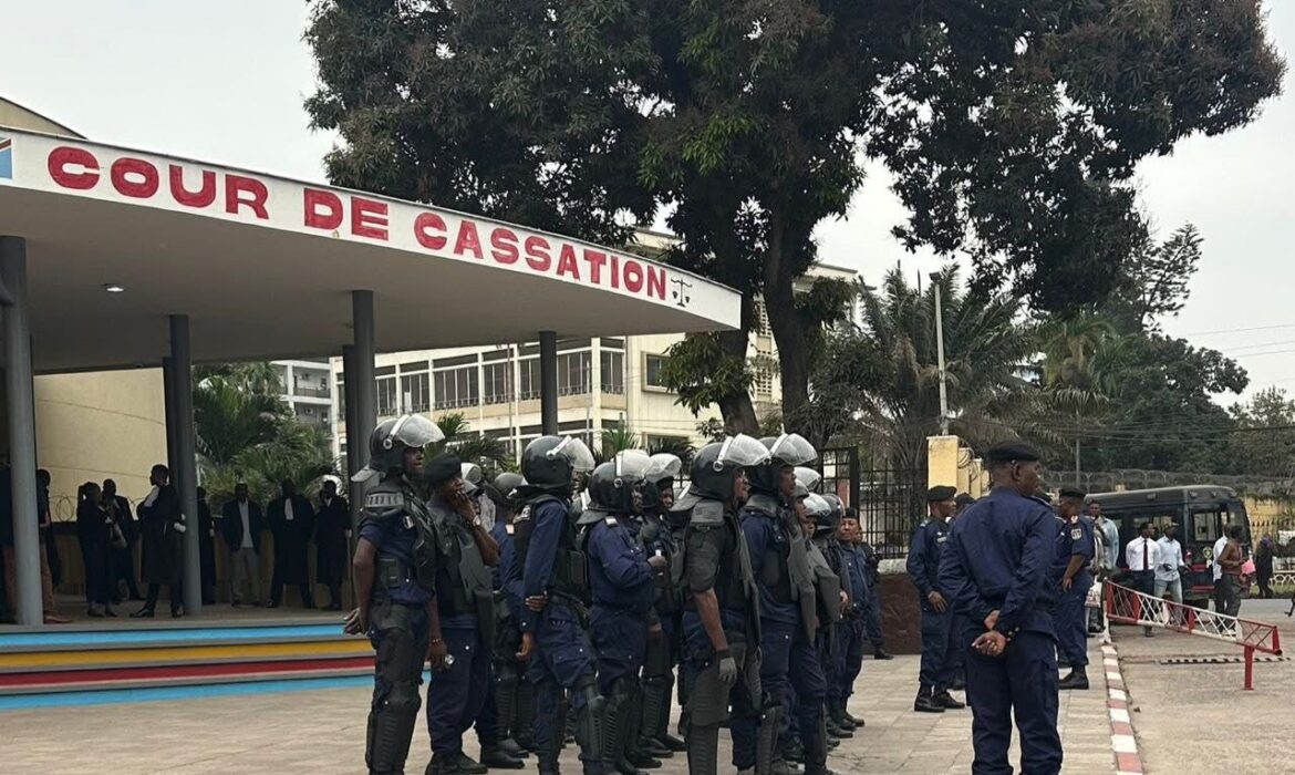 Procès Mutamba : le verdict encore repoussé. 1 Procès Mutamba : le verdict encore repoussé. 1