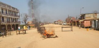 Forte tension à Uvira : barricades à Kilomoni et contestation contre le général Gasita
