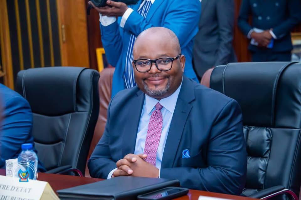 RDC : Vital Kamerhe prend acte de la désignation d’Aimé Boji Sangara par l’Union Sacrée pour présider l’Assemblée nationale 2 RDC : Vital Kamerhe prend acte de la désignation d’Aimé Boji Sangara par l’Union Sacrée pour présider l’Assemblée nationale 2