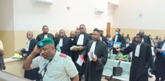 Procès du général Yav Irung : la défense conteste la procédure, le Parquet contre-attaque