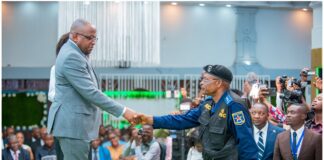 Insécurité à Kinshasa: le VPM Jacquemain Shabani visé par une motion de défiance